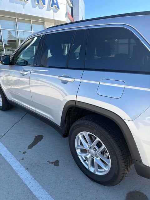 2025 Jeep Grand Cherokee Laredo X 4x4
