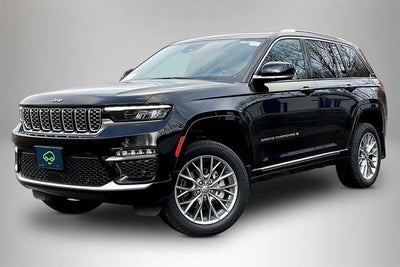 2022 Jeep Grand Cherokee Summit