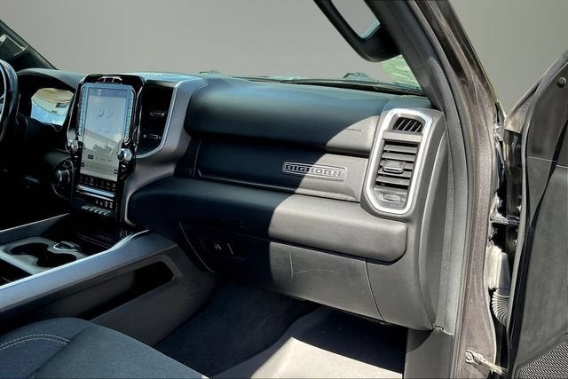 2022 RAM 1500 Big Horn Crew Cab 4x4 5'7" Box