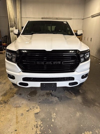 2020 RAM 1500 Big Horn Crew Cab 4x4 5'7" Box