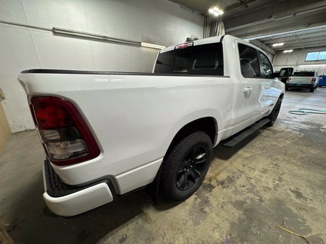 2020 RAM 1500 Big Horn Crew Cab 4x4 5'7" Box