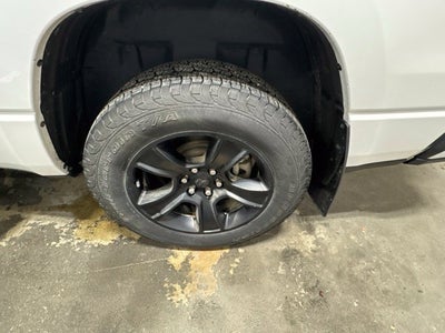 2020 RAM 1500 Big Horn Crew Cab 4x4 5'7" Box