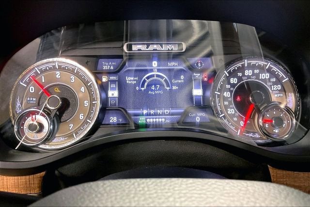 2020 RAM 1500 Laramie Longhorn Crew Cab 4x4 5'7" Box