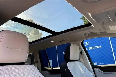 2024 GMC Acadia Denali