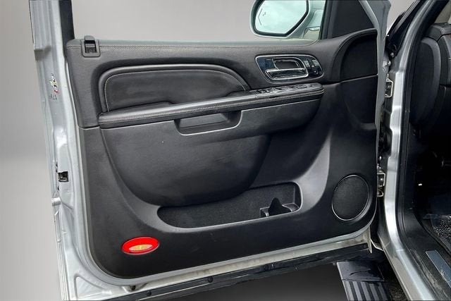 2013 Cadillac Escalade Platinum Edition