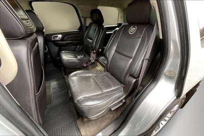 2013 Cadillac Escalade Platinum Edition