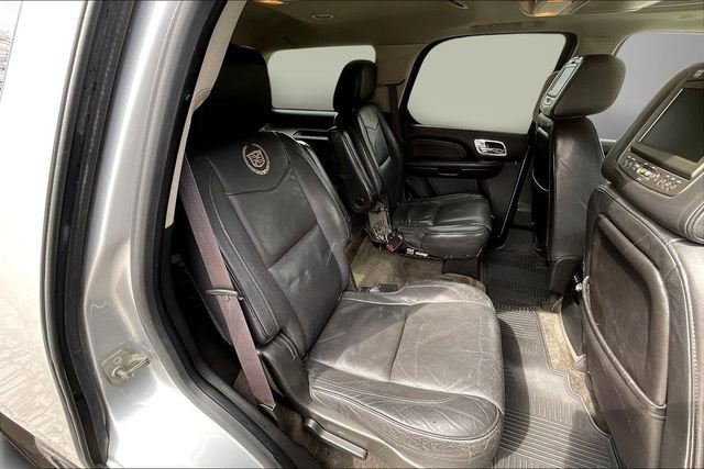 2013 Cadillac Escalade Platinum Edition