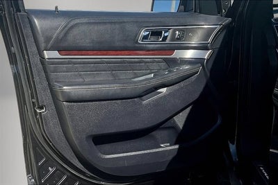 2019 Ford Explorer Platinum