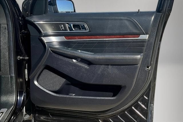 2019 Ford Explorer Platinum