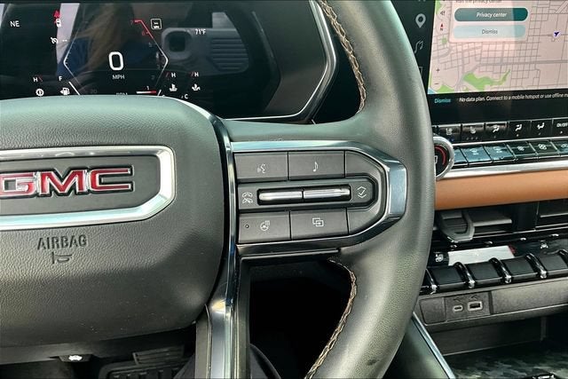 2023 GMC Canyon 4WD AT4