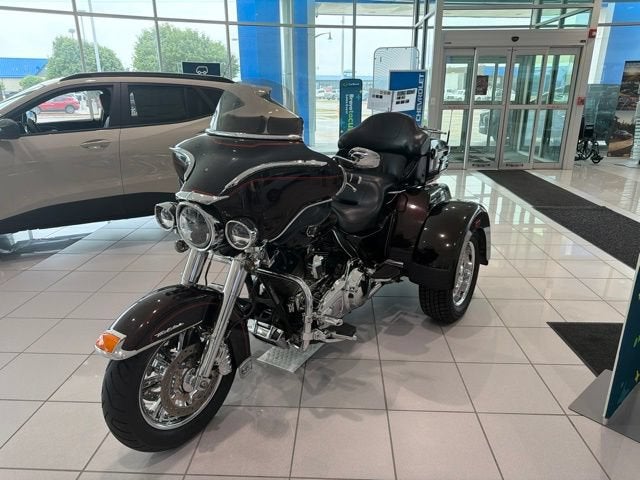 2011 Harley-Davidson Tri Glide Ultra Classic Base