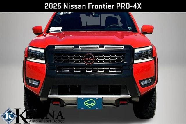 2025 Nissan Frontier Crew Cab PRO-4X 4x4