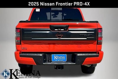 2025 Nissan Frontier Crew Cab PRO-4X 4x4