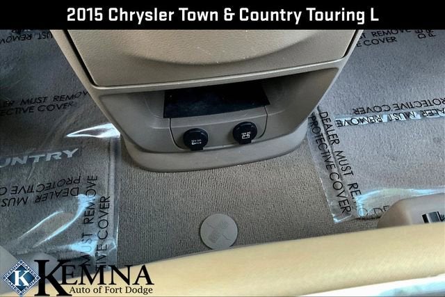 2015 Chrysler Town & Country Touring-L