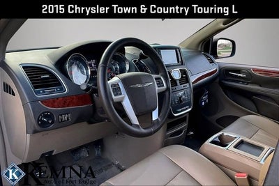 2015 Chrysler Town & Country Touring-L