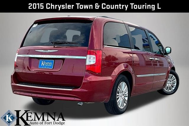 2015 Chrysler Town & Country Touring-L