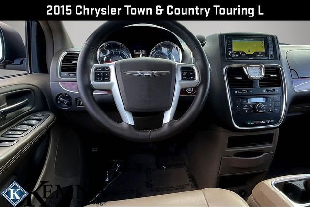2015 Chrysler Town & Country Touring-L