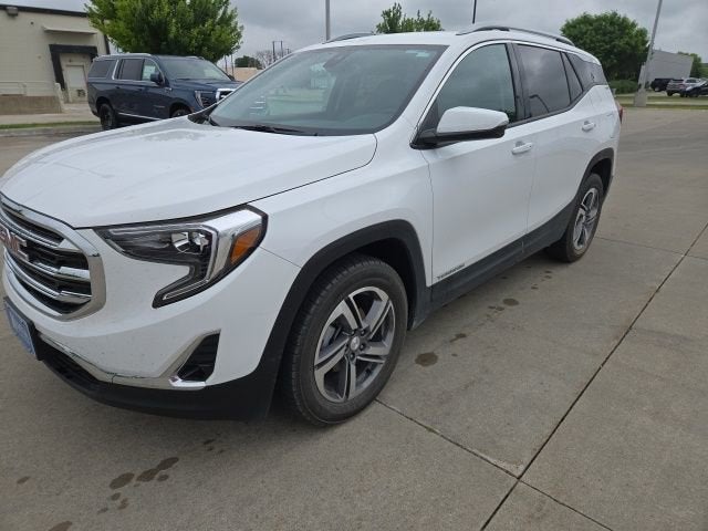 2021 GMC Terrain SLT