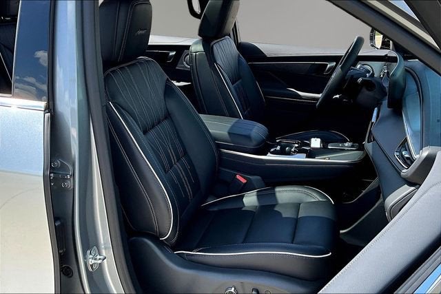 2026 Buick Enclave Avenir - Photo 11