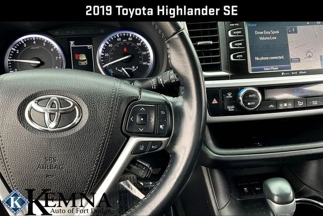 2019 Toyota Highlander SE