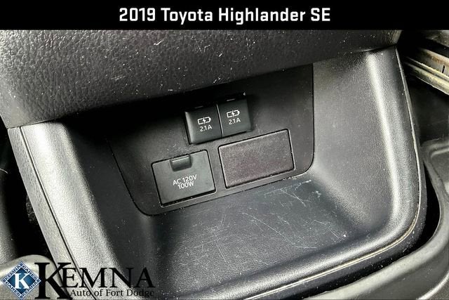 2019 Toyota Highlander SE