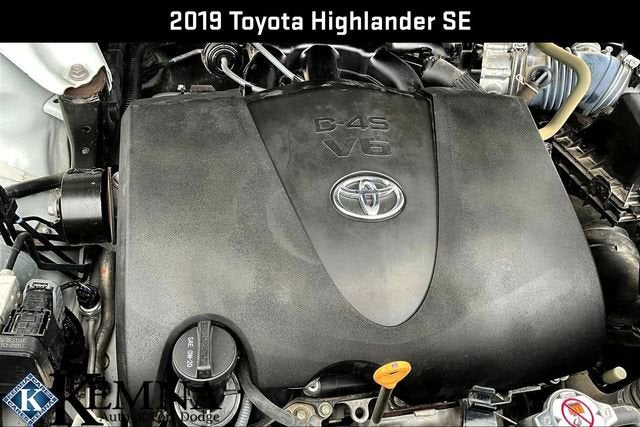 2019 Toyota Highlander SE
